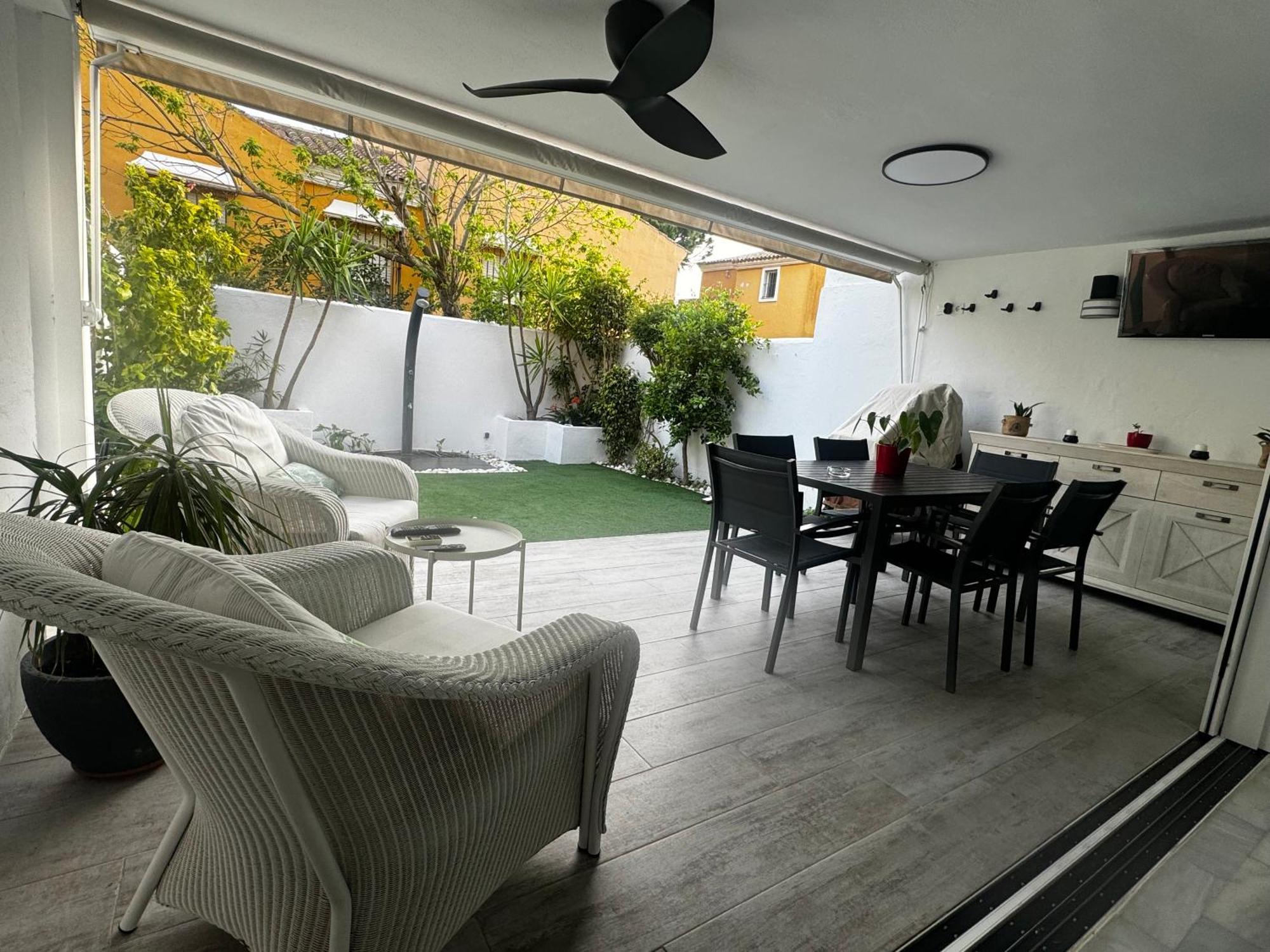 Puertohouse Villa El Puerto de Santa Maria Luaran gambar